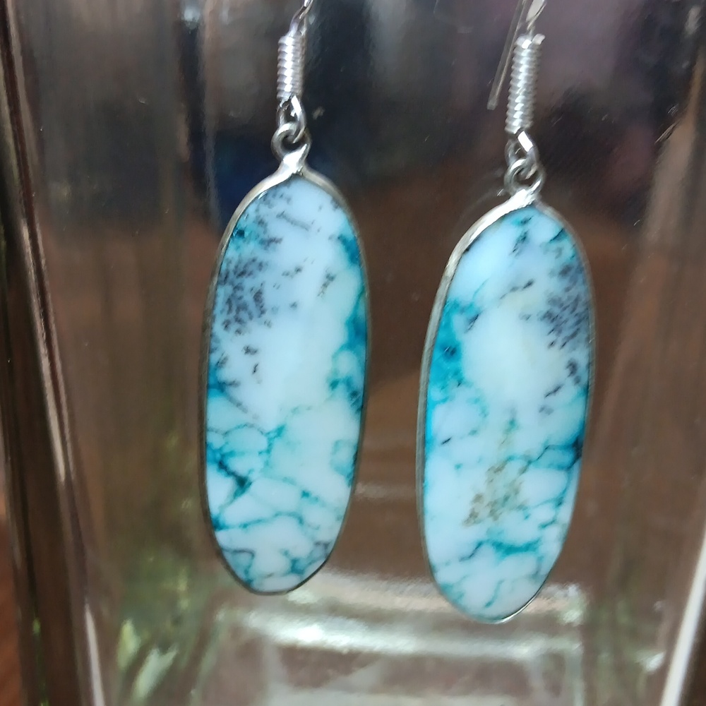 Blue Dangle Earrings - Picture 3 of 5